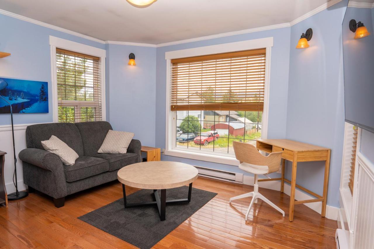 Downtown Whitehorse Apartment In Old Town Exterior photo